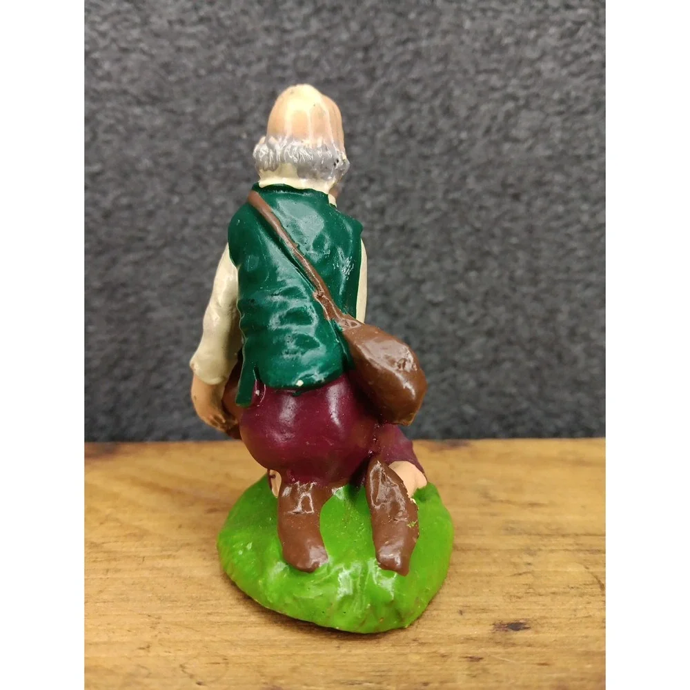 Vintage Shepherd Hand Painted Chalkware Nativity Figurine Italy replacement - Picture 3 of 7